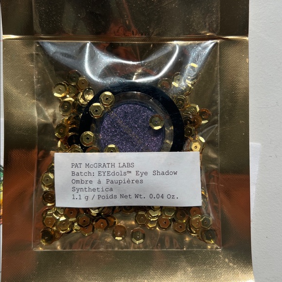 Pat McGrath EYEdols Eye Shadow - Synthetica purple with Gold Accents - Picture 1 of 5